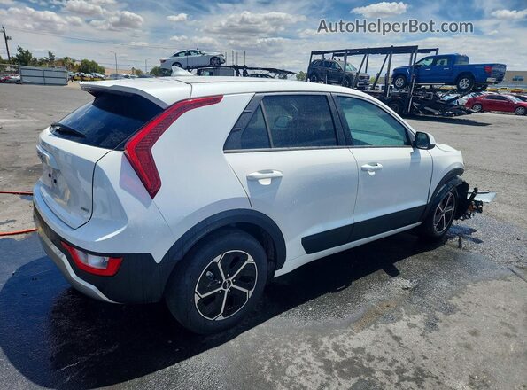 KNDCP3LE3T5337626 2026 KIA NIRO White Rear right