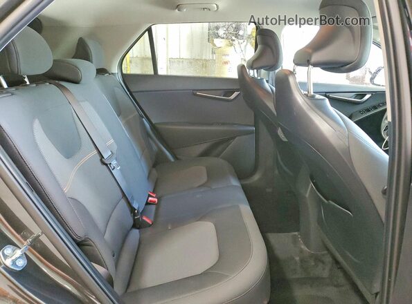 KNDCP3LE4T5316199 2026 KIA NIRO Gray Vista interior trasera