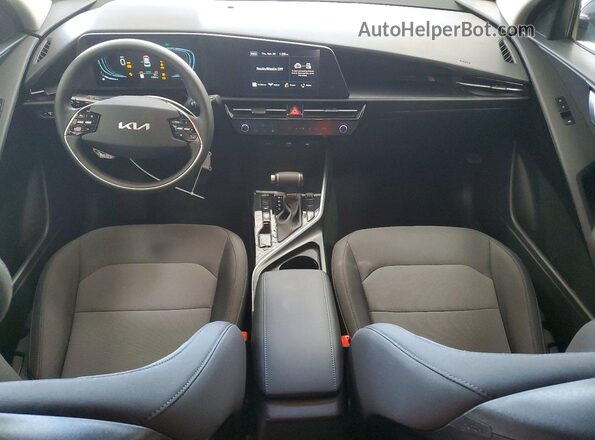 KNDCP3LE4T5316199 2026 KIA NIRO Gray Vista del salpicadero