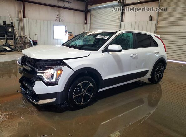 KNDCP3LE5T5347834 2026 KIA NIRO White Przód lewy
