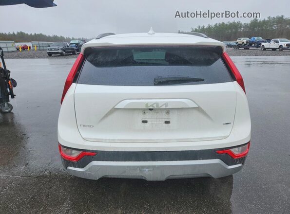 KNDCP3LE6R5146629 2024 KIA NIRO White Widok z tyłu