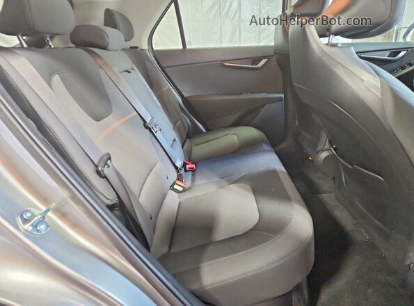 KNDCP3LE6T5320366 2026 KIA NIRO Gray Rear interior view