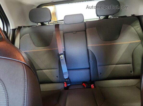 KNDCP3LE6T5320366 2026 KIA NIRO Gray Rear seats view