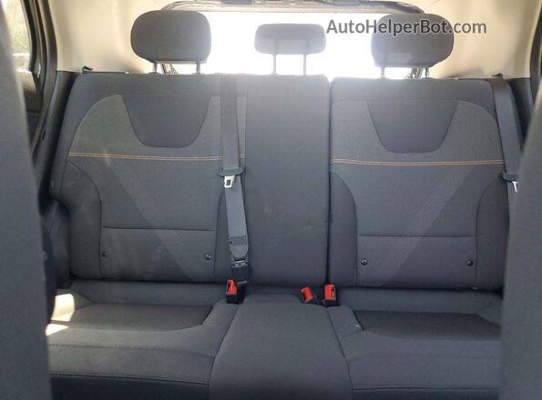 KNDCP3LE7T5318867 2026 KIA NIRO Gray Widok tylnych siedzeń