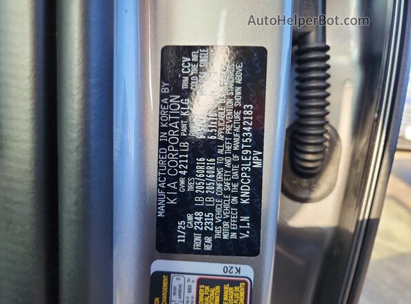KNDCP3LE9T5342183 2026 KIA NIRO Gray Vista del compartimento del motor