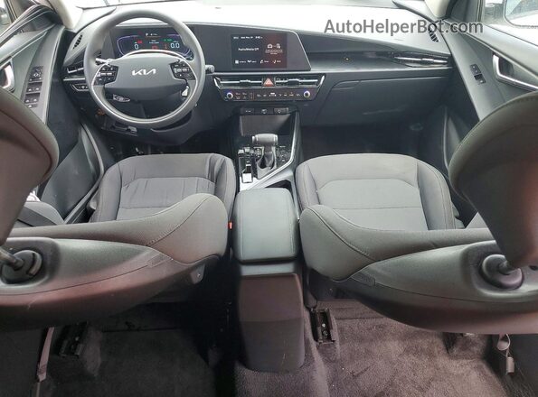 KNDCP3LEXT5324730 2026 KIA NIRO Белый Вид панели приборов
