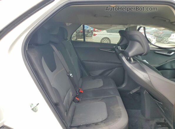 KNDCP3LEXT5324730 2026 KIA NIRO Белый Вид задней части салона