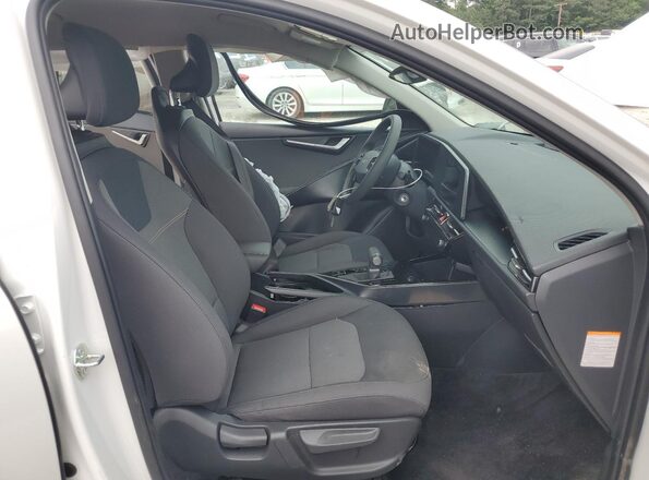 KNDCP3LEXT5324730 2026 KIA NIRO Белый 