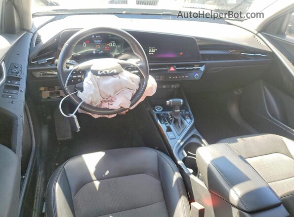 KNDCR3LE5R5198523 2024 KIA NIRO Черный Вид панели приборов
