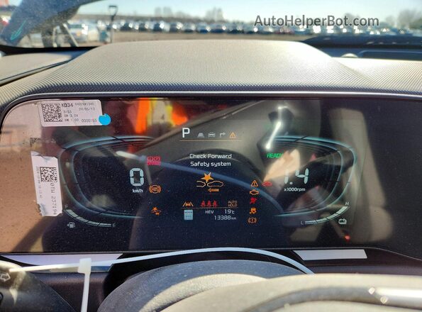 KNDCS3LF7S5237194 2025 KIA NIRO Black Սարքավորումների վահանակի տեսք