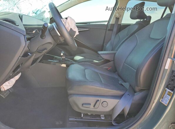 KNDCT3LE1R5126090 2024 KIA NIRO Зеленый Вид салона спереди
