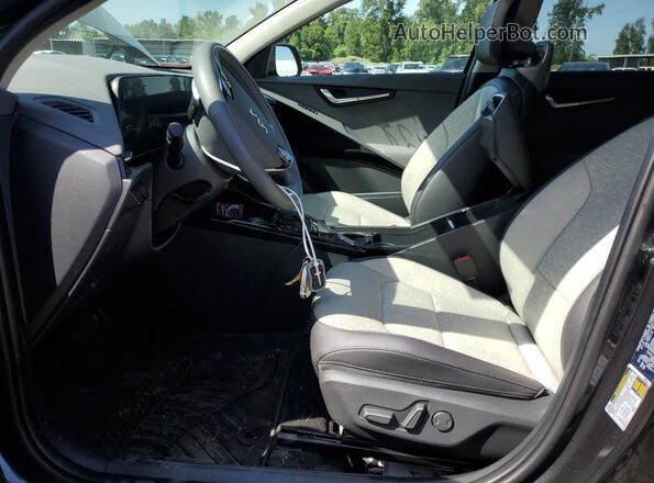 KNDCT3LEXS5217283 2025 KIA NIRO Угольный Вид салона спереди