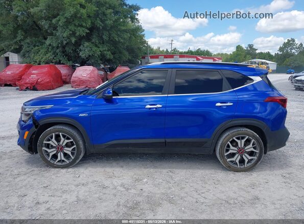 KNDETCA2XM7203294 2021 KIA SELTOS Blue Widok wnętrza 360 stopni