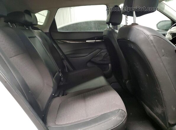 KNDEUCAA9P7358024 2023 KIA SELTOS White Widok wnętrza z tyłu