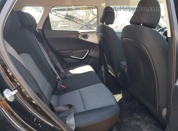 KNDJ23AU4N7184357 2022 KIA SOUL Черный Вид задней части салона