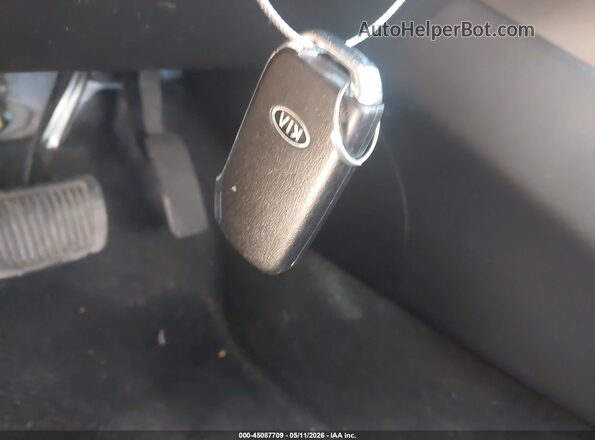 KNDJ53AF5L7105512 2020 KIA SOUL Blue Առջևի վահանակի տեսք
