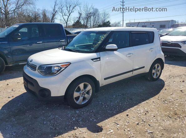 KNDJN2A2XH7412866 2017 KIA SOUL Белый Передняя левая четверть