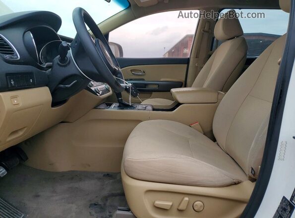 KNDMB5C10G6192802 2016 KIA SEDONA White Widok wnętrza z przodu