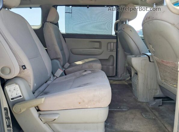KNDMB5C11G6105666 2016 KIA SEDONA Серый Вид задней части салона