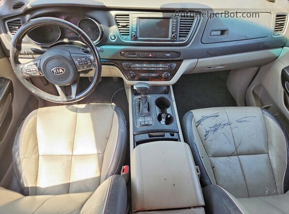 KNDMB5C11H6267427 2017 KIA SEDONA Burgundy Widok deski rozdzielczej