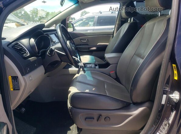 KNDMB5C11J6410673 2018 KIA SEDONA Blue Widok wnętrza z przodu