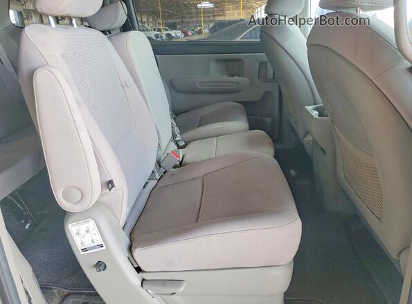 KNDMB5C12G6098677 2016 KIA SEDONA White Vista interior trasera