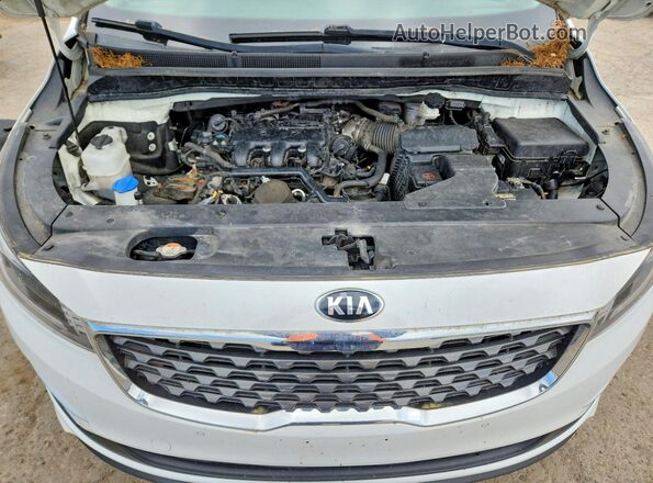 KNDMB5C12L6578194 2020 KIA SEDONA White Вид задньої частини салону