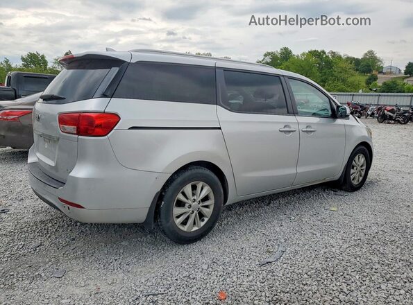 KNDMB5C13G6099711 2016 KIA SEDONA Silver Trasero derecho