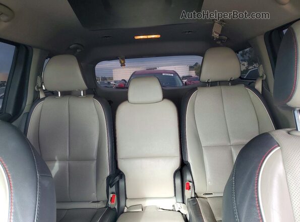 KNDMB5C13J6373285 2018 KIA SEDONA Charcoal Widok tylnych siedzeń