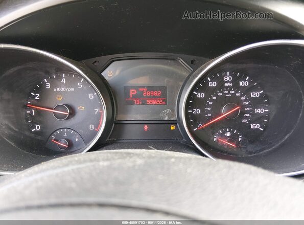 KNDMB5C14G6107380 2016 KIA SEDONA Maroon Widok tylnych siedzeń