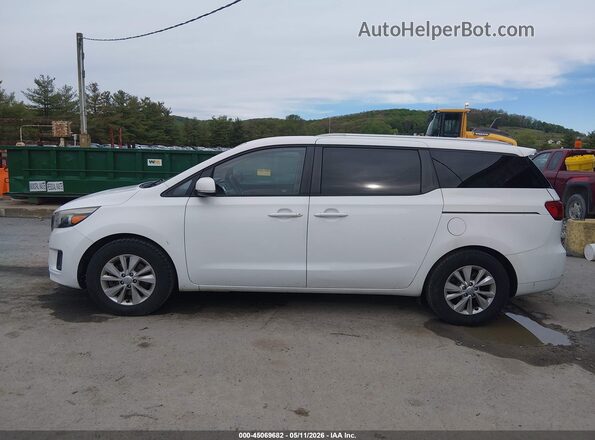 KNDMB5C14G6131615 2016 KIA SEDONA White Widok wnętrza 360 stopni