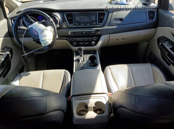 KNDMB5C14G6217068 2016 KIA SEDONA Синий Вид панели приборов