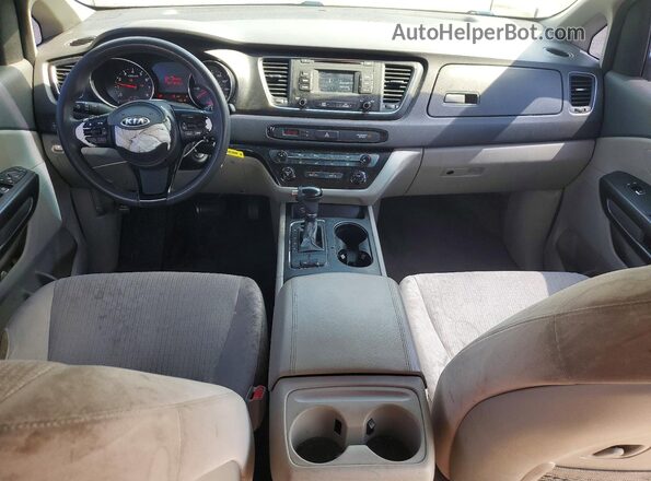 KNDMB5C14H6227293 2017 KIA SEDONA Silver Вид панелі приладів