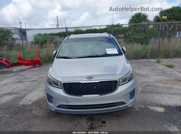 KNDMB5C16G6099654 2016 KIA SEDONA Серебряный Вид спереди