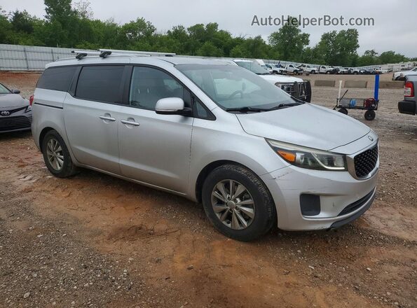 KNDMB5C16G6163238 2016 KIA SEDONA Silver Delantero derecho