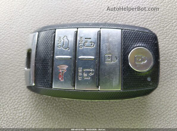 KNDMB5C16K6525772 2019 KIA SEDONA Black Dashboard view