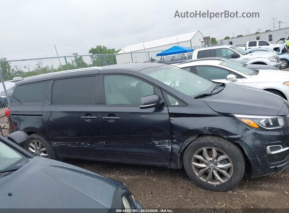 KNDMB5C16K6525772 2019 KIA SEDONA Black Rear interior view