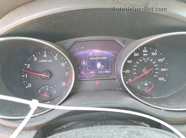 KNDMB5C18H6266307 2017 KIA SEDONA Burgundy Vista del cuadro de instrumentos