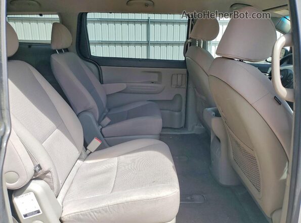 KNDMB5C19G6188344 2016 KIA SEDONA White Սալոնի հետևի տեսք