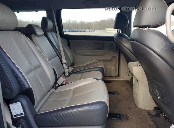 KNDMB5C19H6268518 2017 KIA SEDONA Brown Սալոնի հետևի տեսք