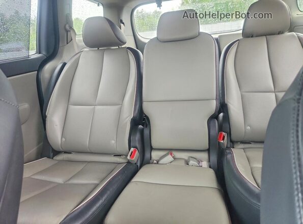 KNDMB5C19H6284413 2017 KIA SEDONA Бордовый Вид задних сидений