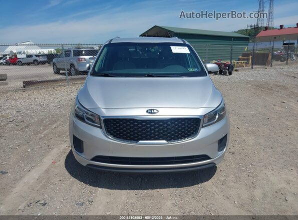 KNDMB5C1XH6254790 2017 KIA SEDONA Silver Widok zestawu wskaźników