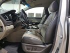 2017 Kia Sedona Sx Серебряный vin: KNDMC5C13H6312400