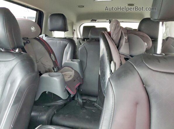 KNDNB4H32R6323675 2024 KIA CARNIVAL Серый Вид задних сидений