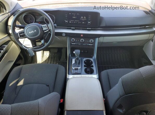 KNDNB4H38P6204428 2023 KIA CARNIVAL Charcoal Vista del salpicadero