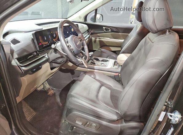 KNDNB5K36T6584653 2026 KIA CARNIVAL Серый Вид салона спереди