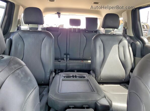 KNDNB5K3XT6570853 2026 KIA CARNIVAL Charcoal უკანა სავარძლების ხედი
