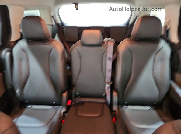 KNDNB5K3XT6592142 2026 KIA CARNIVAL Белый Вид задних сидений