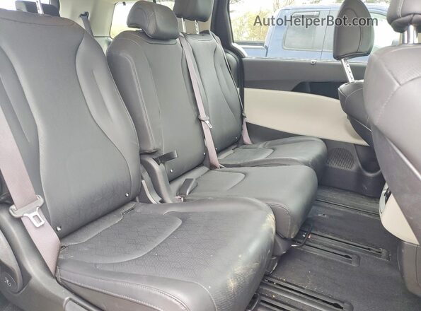 KNDNC5H34P6288024 2023 KIA CARNIVAL Черный Вид задней части салона