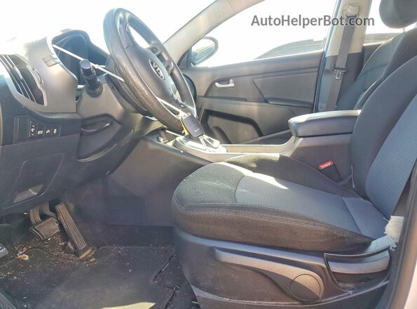 KNDPB3AC4G7875568 2016 KIA SPORTAGE Белый Вид салона спереди